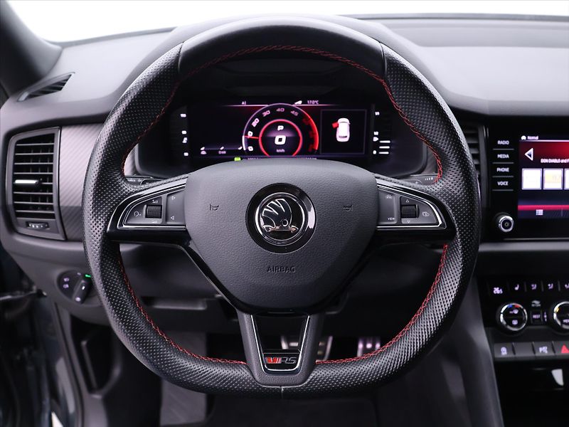 Škoda Kodiaq RS 2,0 TDI 176kW 4x4 CZ DPH - fotka 20 z 42