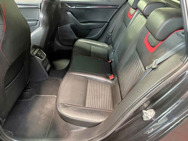 Škoda Octavia (2016) 2.0 TDí, RS Challange, DSG - fotka 10 z 16