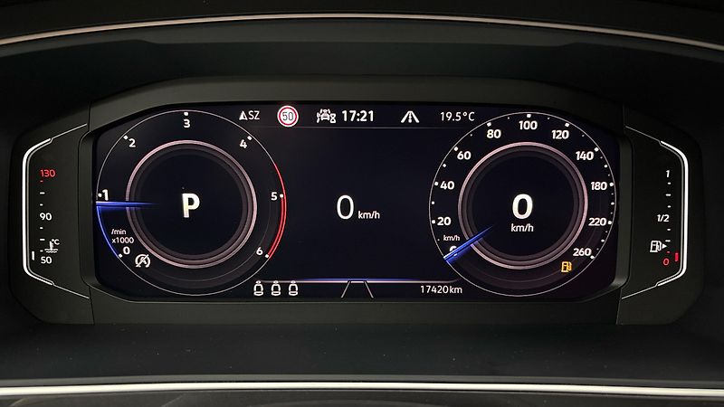 Volkswagen Tiguan Allspace 2.0 TDI DSG 4MOTION R-Line - fotka 10 z 30