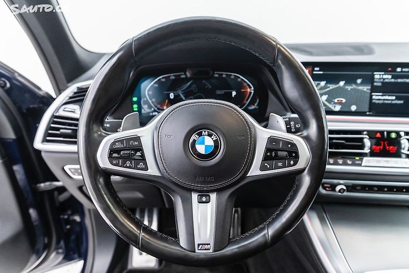 BMW X5 xDrive40d*vzduch*pano*záruka - fotka 7 z 44