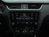 Škoda Octavia (2017) RS 2.0 TSI - náhled 12