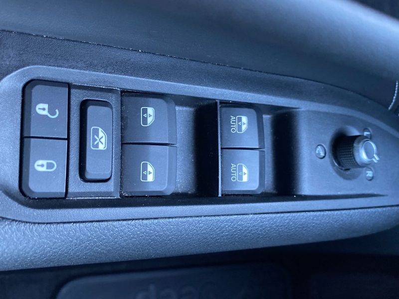 Jeep Compass (2022) 1,3,(110kW)  Aut. BA - fotka 26 z 36