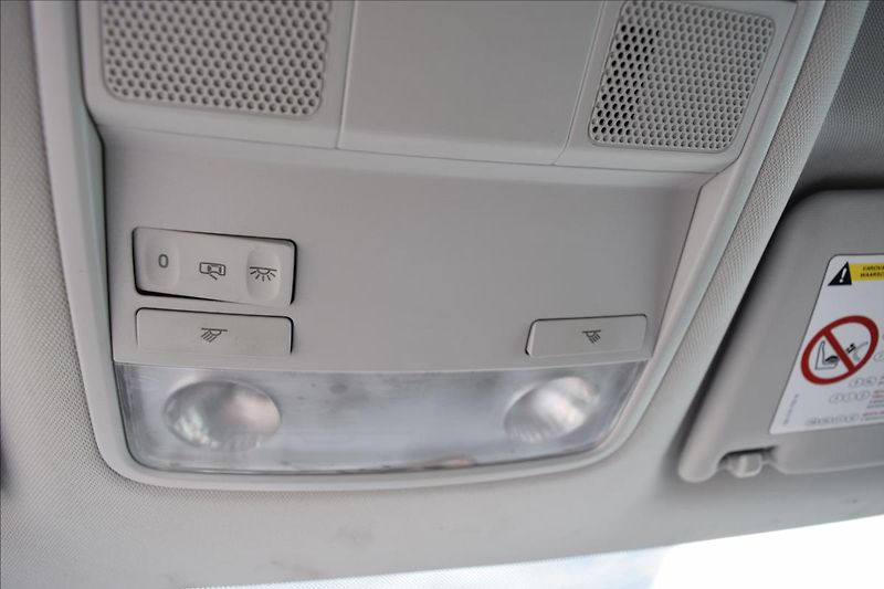 Škoda Yeti 1,2 TSI 77KW PO SERVISE - fotka 44 z 45