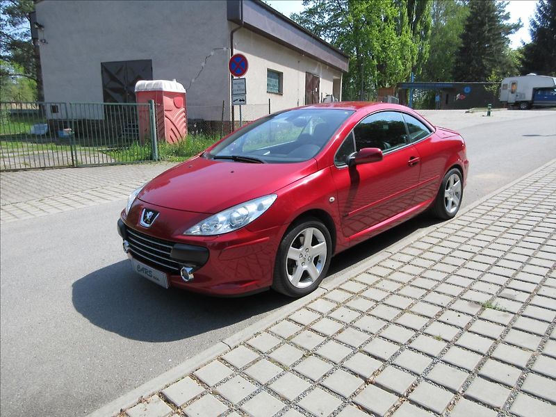 Peugeot 307 2,0 CC 2.0HDi 100Kw, JBL, Kůže - fotka 2 z 37