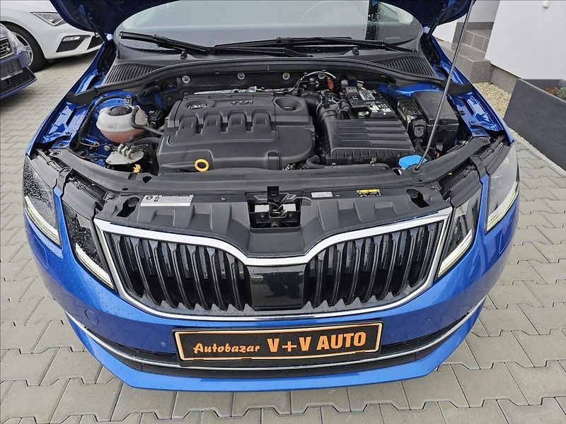 Škoda Octavia III 2,0TDi STYLE EXTRA + - fotka 48 z 50