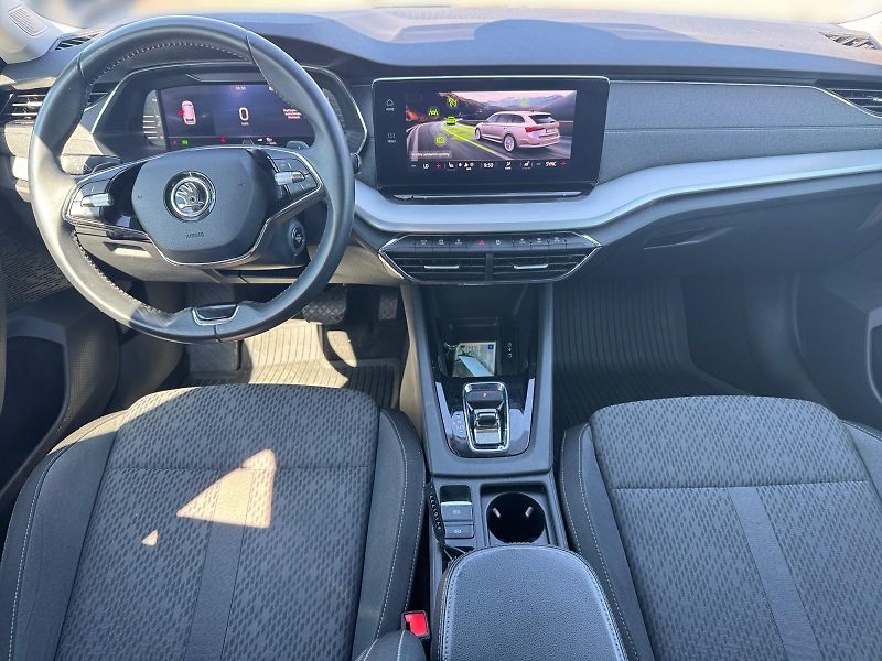 Škoda Octavia (2023) STYLE 1.5e-TEC 110kW DSG CZ - fotka 9 z 11