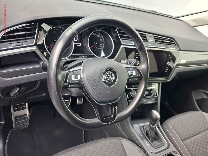 Volkswagen Touran (2019) 2.0 TDi, Join, DSG, navi, TZ - fotka 12 z 17
