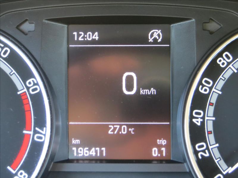 Škoda Fabia 1,0 TSI Style Tažné ČR - fotka 20 z 22