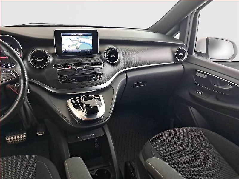 Mercedes-Benz Třídy V (2019) 300 d 4MATIC, ČR - fotka 8 z 19