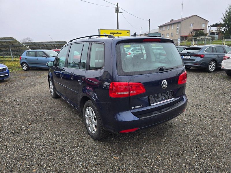 Volkswagen Touran (2013) 1.2 TSI 77KW - fotka 5 z 22