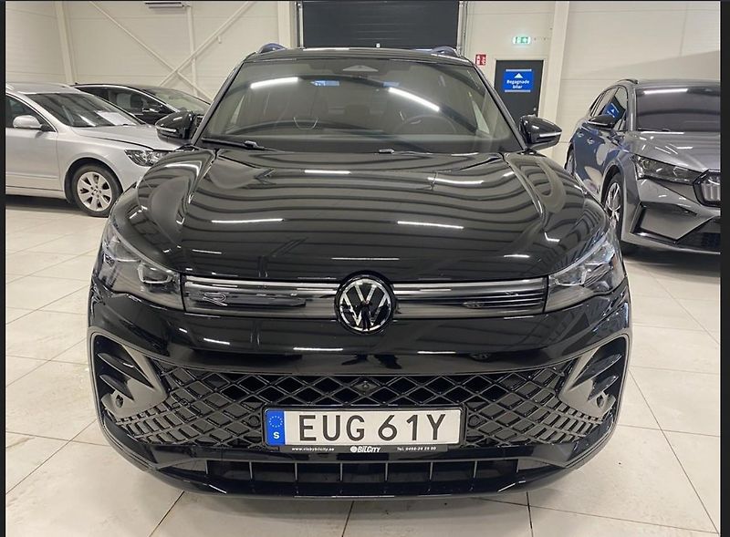 Volkswagen Tiguan 2.0TDI 4M R-LINE Harman/Kardon - fotka 4 z 14
