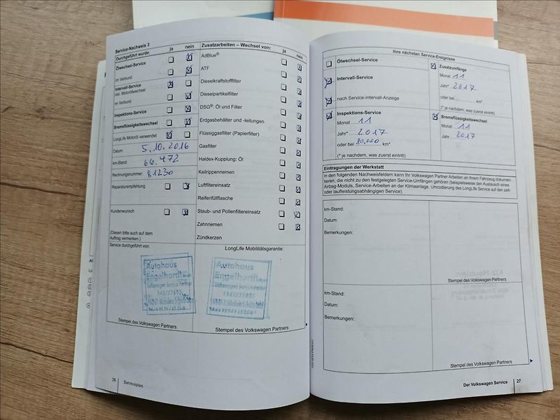 Volkswagen Golf 1,2 TSI,SERVIS,VÝHŘEV,PARKING - fotka 39 z 44