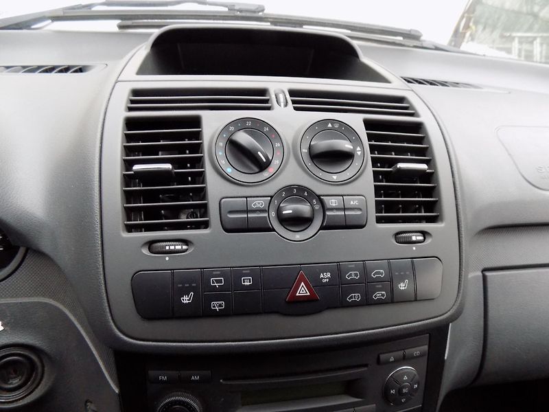 Mercedes-Benz Vito (2011) 110CDI/Long/1.M./Klimatizace/ - fotka 17 z 22