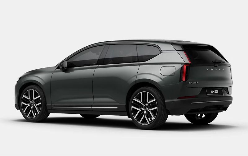 Volvo EX60 (2026) P10 AWD ELECTRIC ULTRA TWIN - fotka 6 z 12