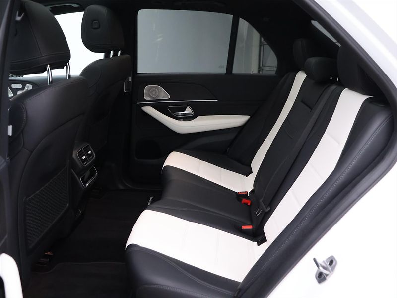 Mercedes-Benz GLE 2,0 350de 4M CZ AMG DPH - fotka 15 z 42