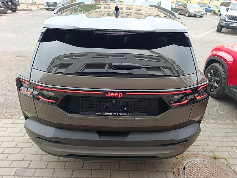 Jeep Compass (2026) First Edition e-Hybrid 145k - fotka 8 z 30