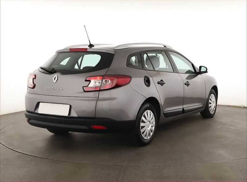 Renault Mégane (2011) 1.6 16V, nová STK, servisované - fotka 5 z 11