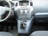 Opel Zafira (2006) 1.9 CDTi 88kW - náhled 17