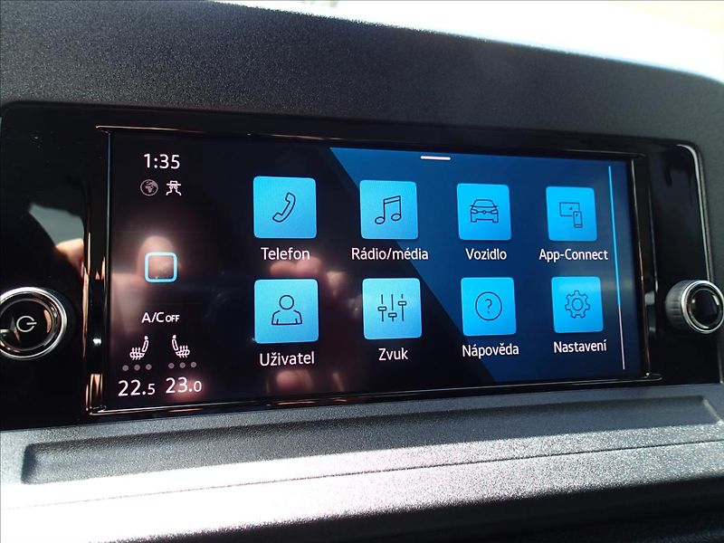 Volkswagen Caddy 1,5 1.maj. 26 000 Km, záruka - fotka 26 z 41