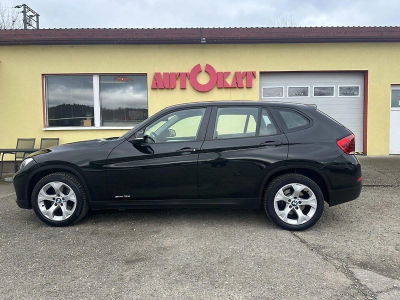 BMW X1 2.0D SDrive/Automat/95tisKM - fotka 6 z 27