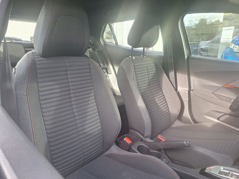 Peugeot 2008 (2026) STYLE Hybrid 110 e-DCS6 - fotka 22 z 23