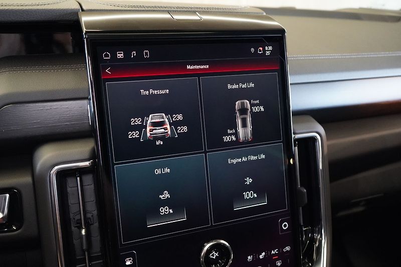 GMC Yukon (2026) Denali 6.2 V8 - fotka 51 z 59