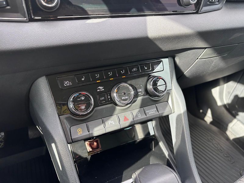 Škoda Karoq 1.5 TSI / 110 kW - fotka 22 z 30