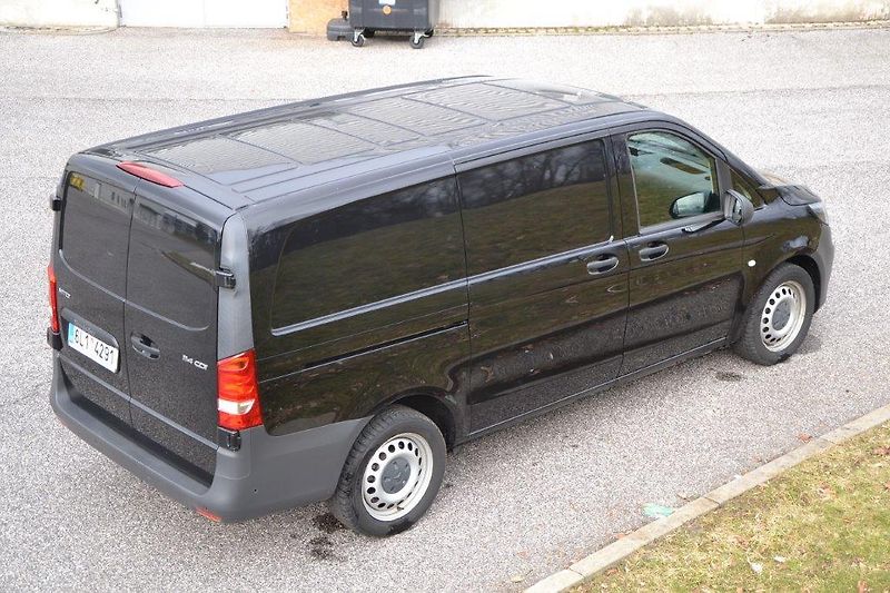 Mercedes-Benz Vito  7G automat najeto 25 t. km  - fotka 3 z 39