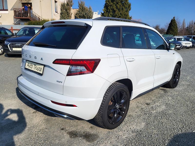 Škoda Karoq 2.0 TDi DSG 4x4 SPORTLINE - fotka 4 z 47