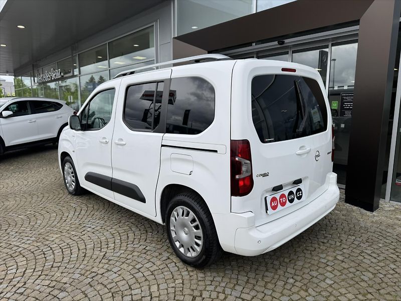 Opel Combo 1,5 TDCi, ELEGANCE, 5 míst - fotka 3 z 25