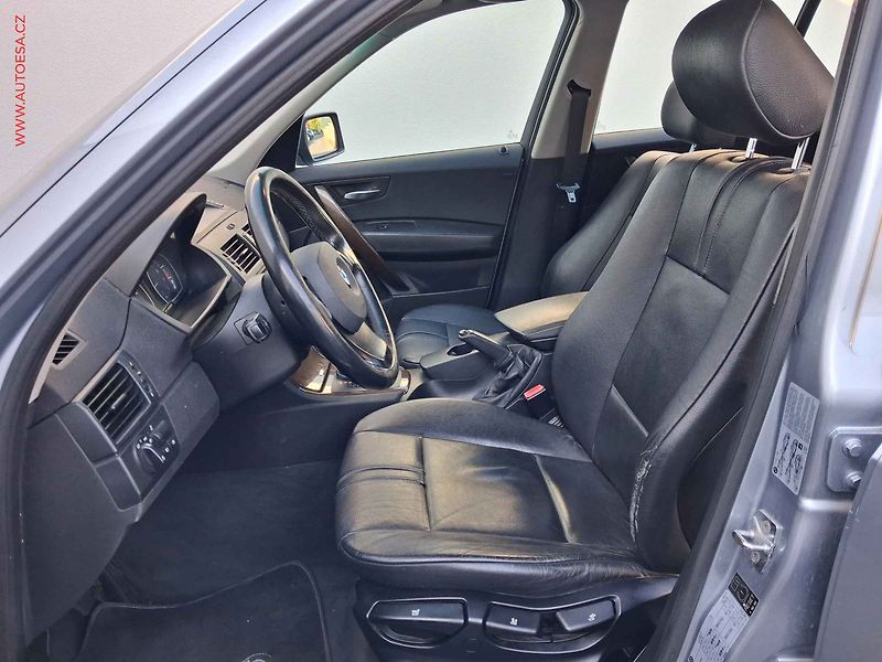 BMW X3 (2006) 2.5i xD, ČR, AT, xenon, kůže - fotka 9 z 16