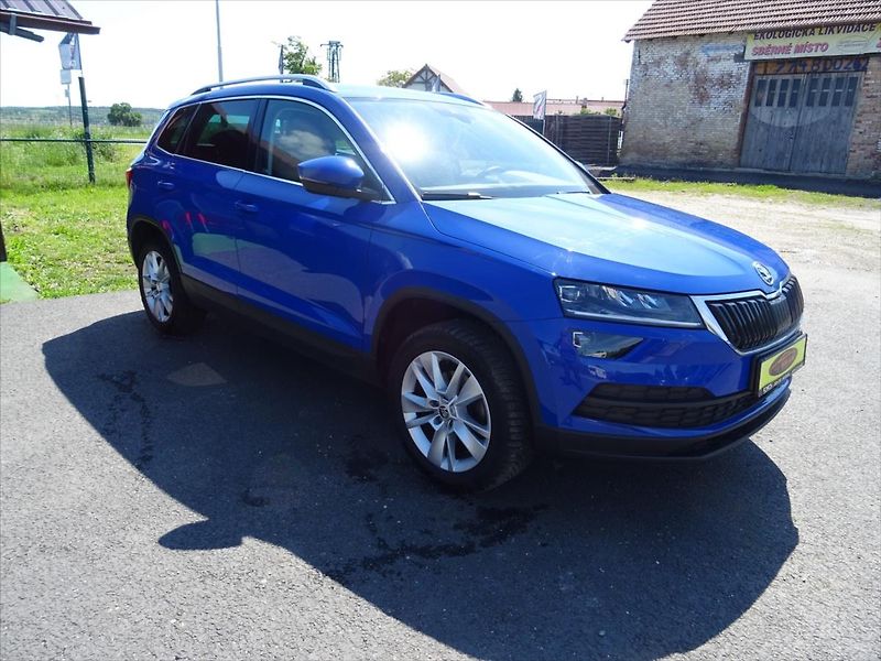 Škoda Karoq 1,0 TSi Business  85 kW - fotka 2 z 31