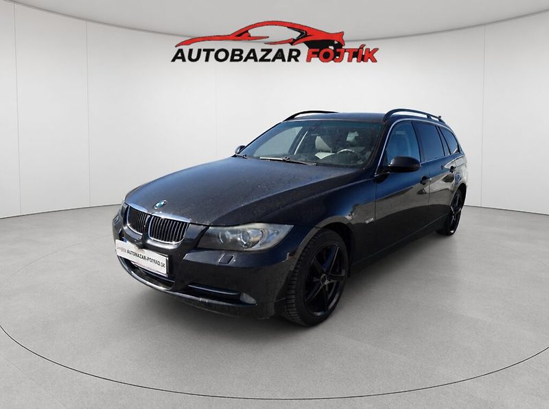 BMW Řada 3 (2008) 330 XD 170KW - fotka 3 z 23