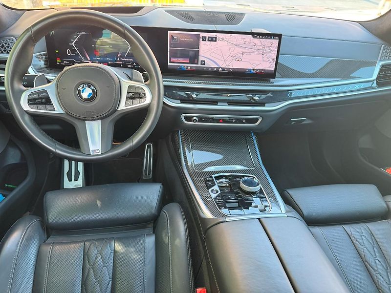 BMW X7 (2024) xDrive 40d M PAKET + Záruka  - fotka 21 z 30