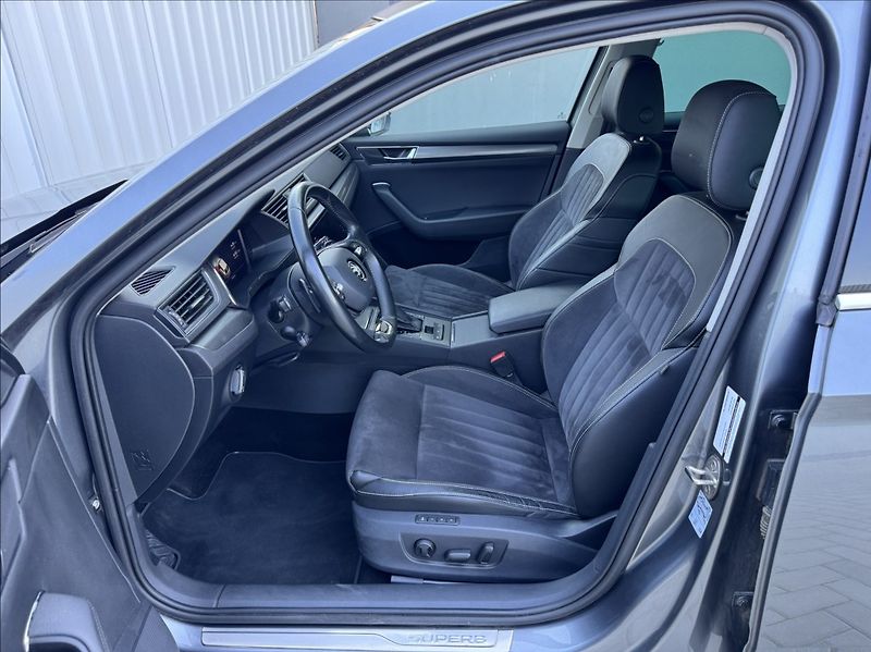 Škoda Superb 2,0 TDI DSG STYLE 1.maj. ČR - fotka 21 z 50