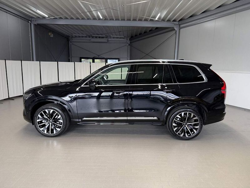 Volvo XC90 (2026) B5 2.0L 250+14k AT8 AWD PLUS D - fotka 2 z 6