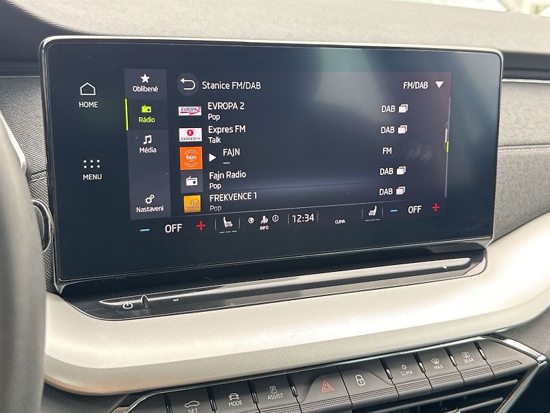 Škoda Octavia (2023) Combi 1.5 TSI M-HEV DSG Style - fotka 20 z 32