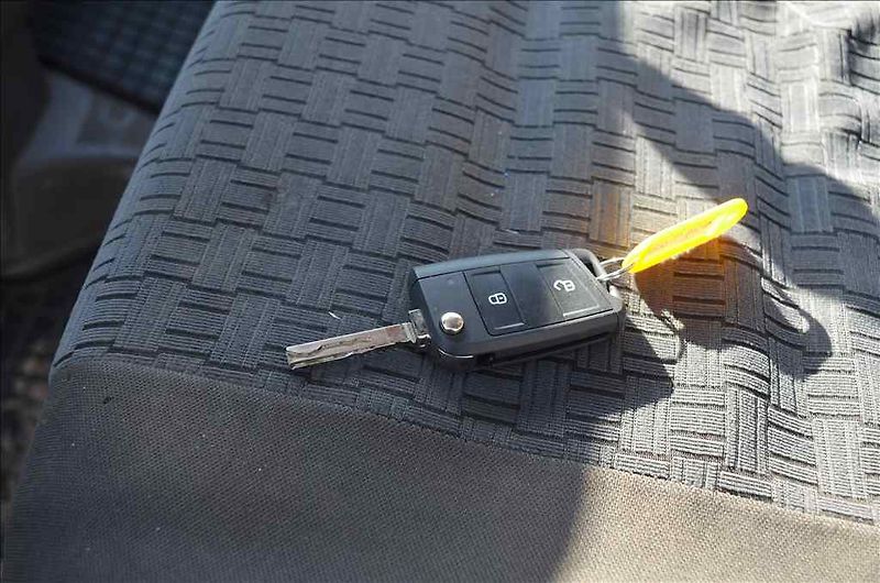Volkswagen Crafter (2021) 2,0 TDI VALNÍK+PLACHTA - fotka 23 z 25