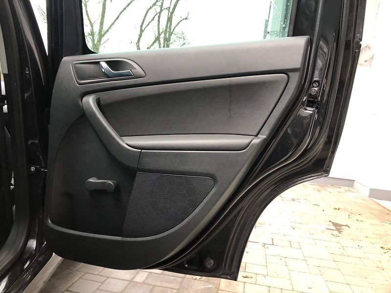 Škoda Yeti (2014) 2.0 TDi, 4x4 - fotka 12 z 23