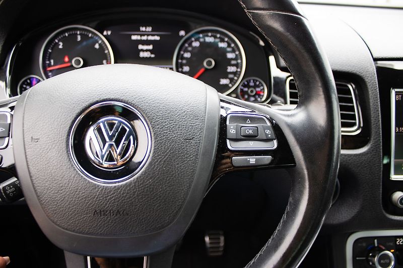 Volkswagen Touareg - fotka 12 z 17
