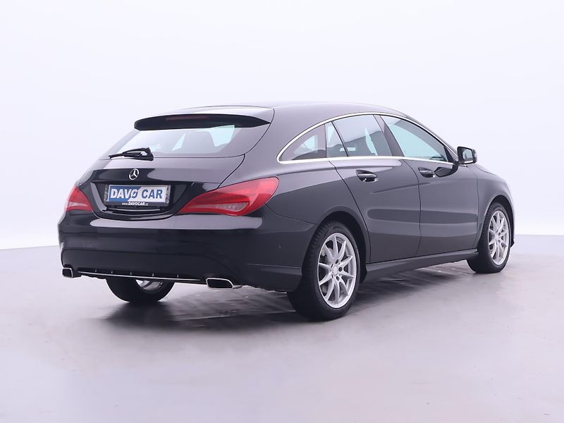Mercedes-Benz CLA 2,0 250 155kW 4Matic Xenon - fotka 7 z 39