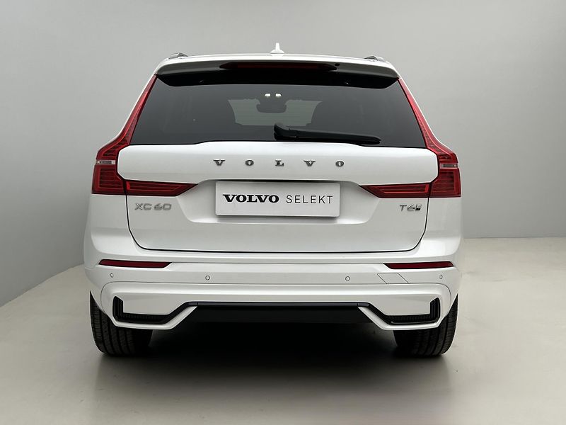 Volvo XC60 T6 AWD RECHARGE PLUS REZERVACE - fotka 12 z 46