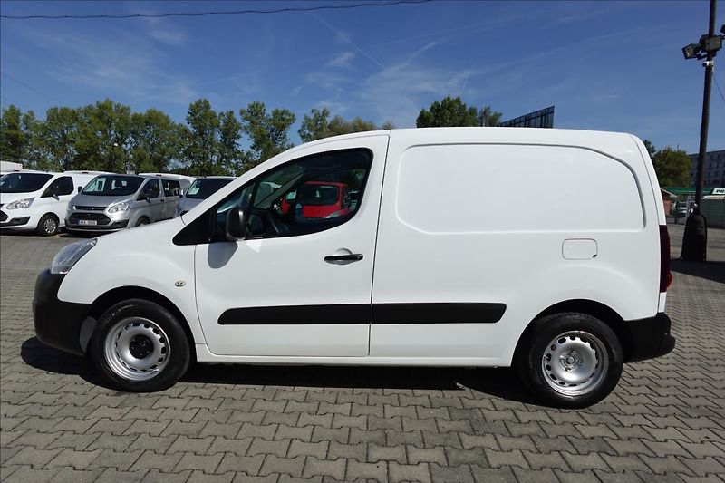 Peugeot Partner 1,6 HDI  KLIMA SERVISKA - fotka 3 z 25