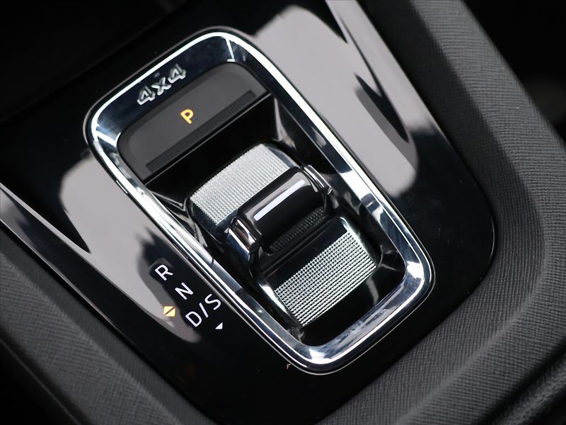Škoda Octavia 2,0 TDI 147kW RS CZ DSG 4x4 - fotka 30 z 39