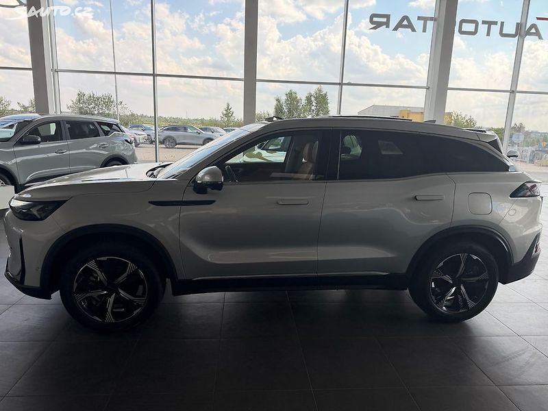 BAIC X7 (2025) ALL IN 130 kW Panorama DCT - fotka 16 z 29