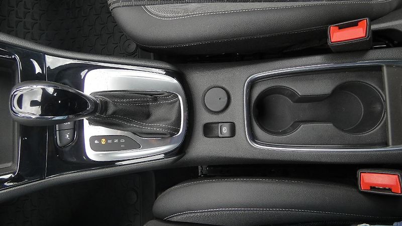 Opel Astra 1.5 CDTi 90kW Elegance ST S/S - fotka 17 z 22