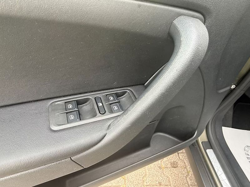 Škoda Yeti 1.4 TSI OUTDOOR 4x4 - fotka 11 z 24
