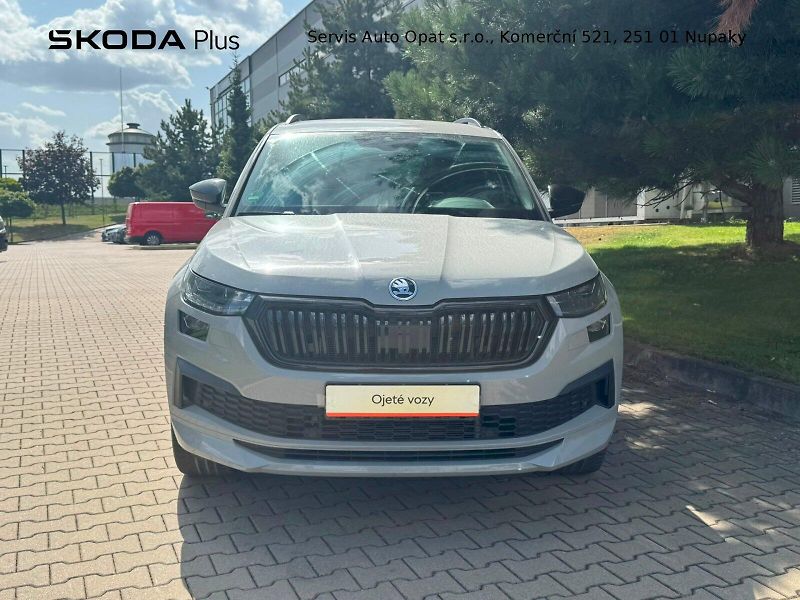 Škoda Kodiaq (2023) SPORTLINE EXCLUSIVE 2.0TSI 140 - fotka 4 z 27