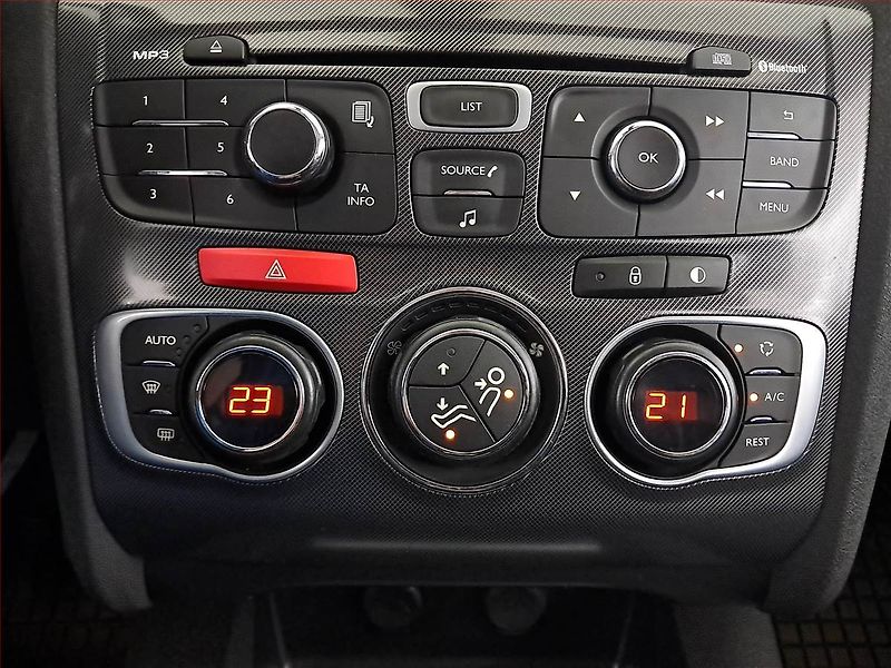 Citroën C4 (2014) 1.6 VTi, Serv.kniha, Tempomat - fotka 13 z 16