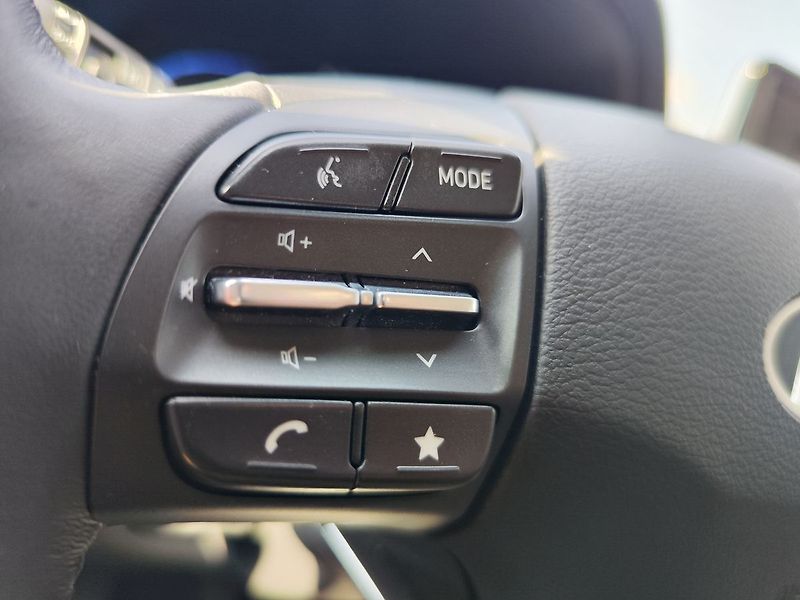 Hyundai i30 1.5 DPi/71kW Comfort - fotka 23 z 30